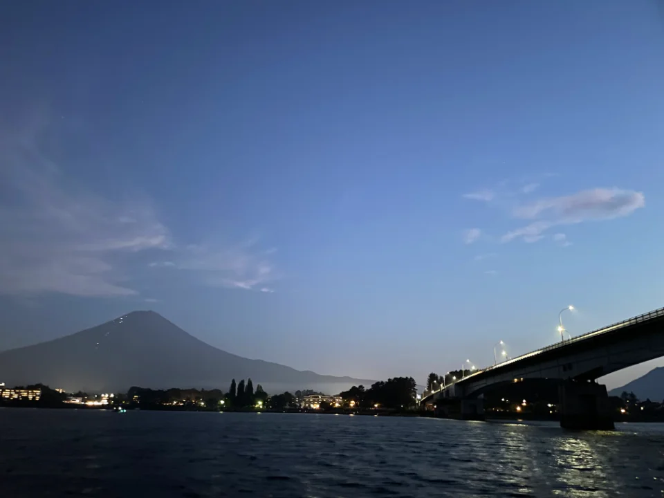 kawaguchiko-mt-fuji-night